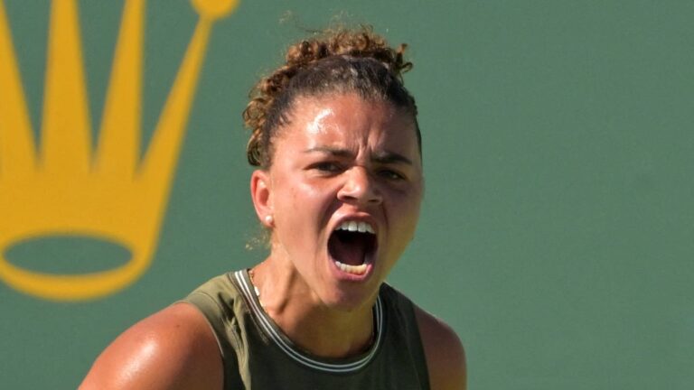 Jasmine Paolini's Wimbledon run comes to a crushing end against Marta Kostyuk - Lob and Smash
