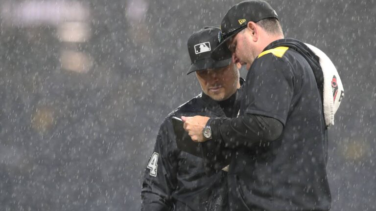 Pirates vs. Brewers Beginning in Rain Delay - Sports Illustrated