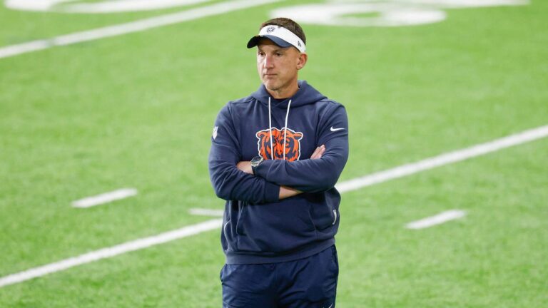 Bears Absolutely Hammered in Rankings That Highlight Chicago's Concern in Front 7 - Sports Illustrated