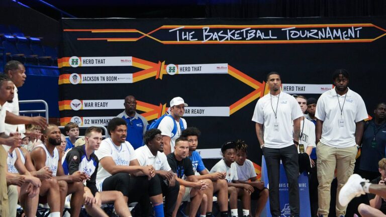 Boeheim's Army, eyeing $2 million TBT crown, reveals head coach; assistants with SU ties - Inside the Loud House