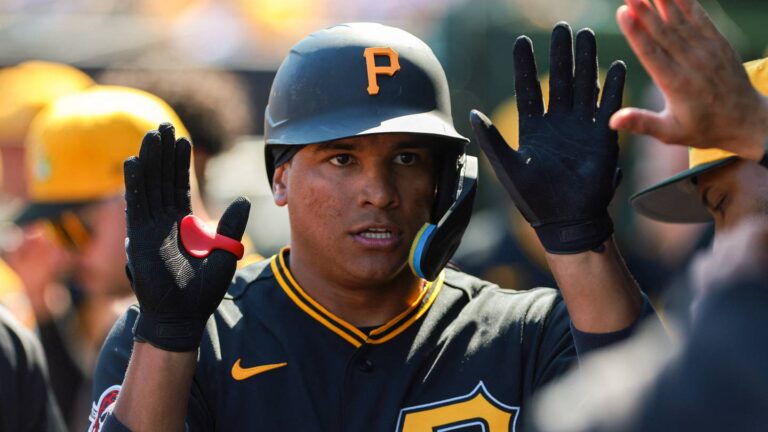 Pirates Putting Faith into Rookie Outfielder Ahead of Reds Series - Sports Illustrated