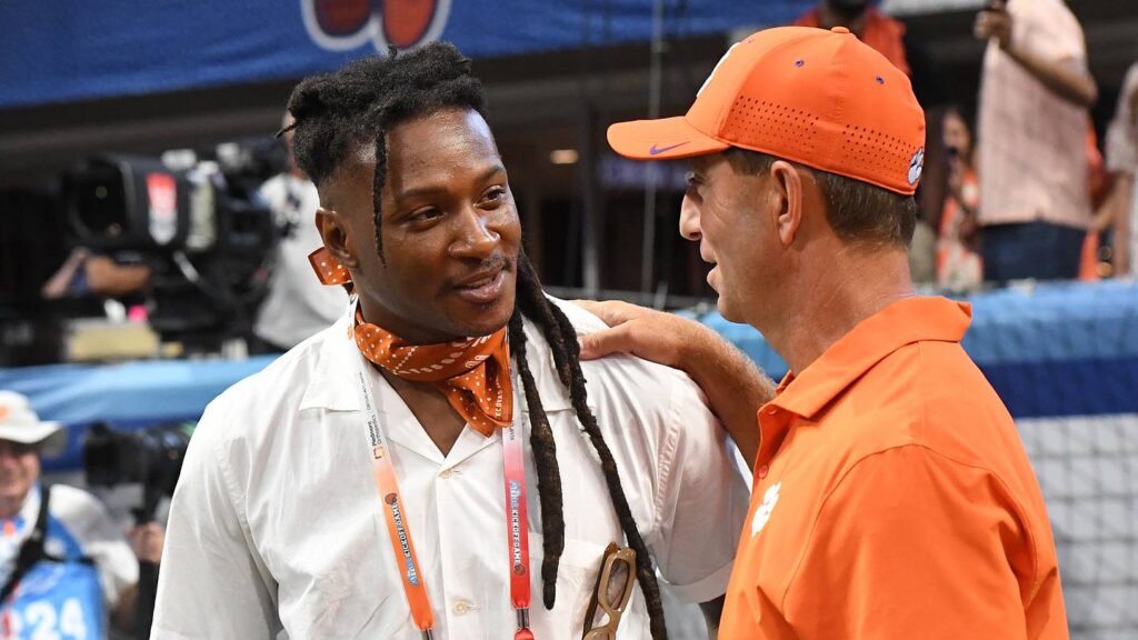 DeAndre Hopkins Expected to Join ACC Foe's Coaching Staff - Sports Illustrated