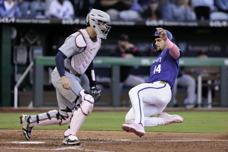 Kansas City Royals Dialed In For Divisional Series Against Red Hot Tigers - roundtable.io