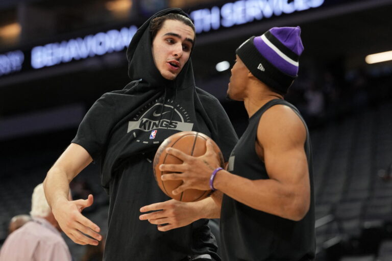 Kings’ Raynaud Credits Rookie Success to Westbrook - roundtable.io