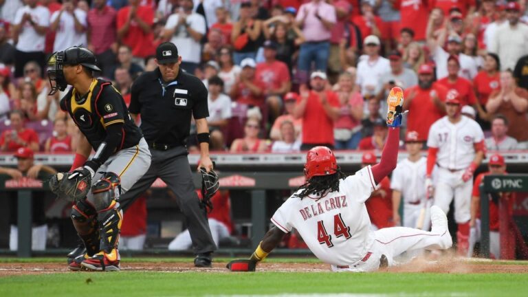 Lowe's fielder's choice plates game-winning run in 9th inning, Reds beat Pirates 3-2 - WKRC