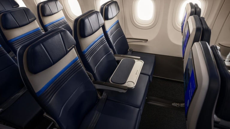 United Airlines Introduces Innovative Seating on A321XLR Fleet - sekbernews.id