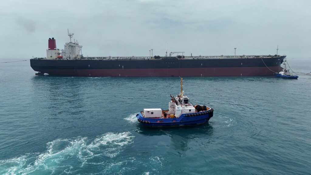 Oil rises as U.S. continues to strike Tehran, reinstates blockade of Iranian ports - CNBC