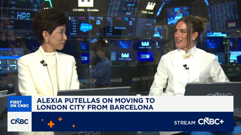 Alexia Putellas signs with London City Lionesses - CNBC