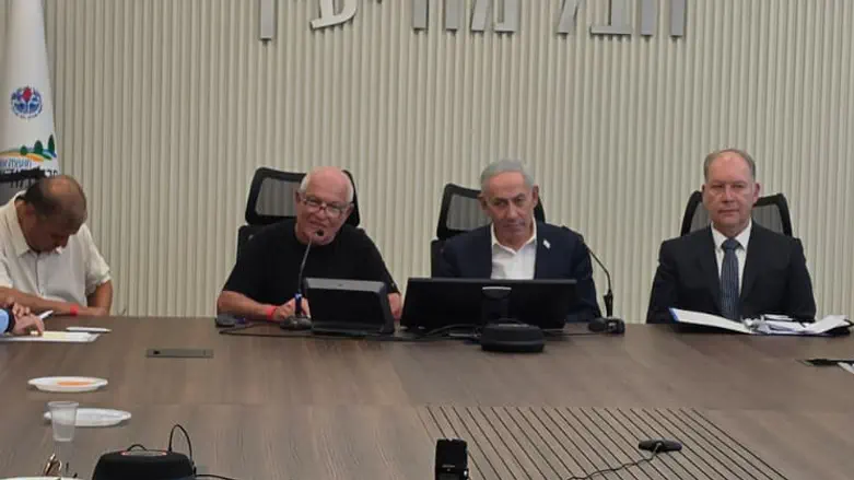 Likud Constitution Committee approves 8 handpicked slots for Netanyahu - Israel National News