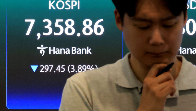 Kospi, Kosdaq hit with sell-side trading curb - Korea JoongAng Daily