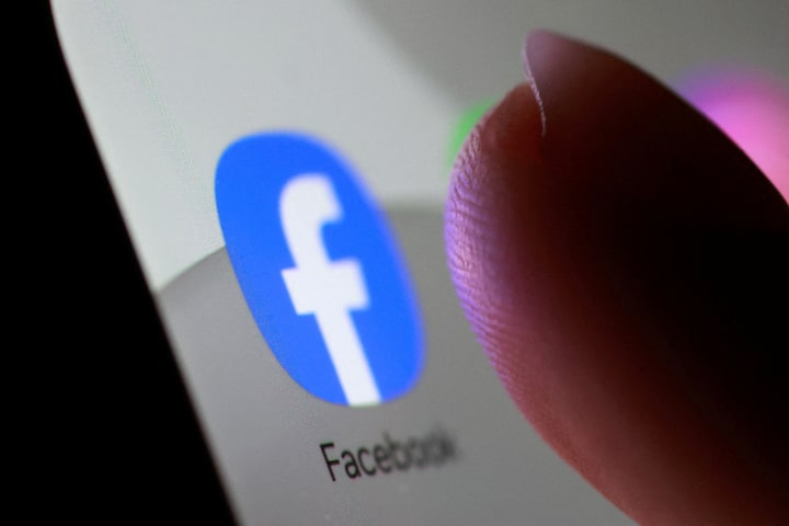 Facebook, Instagram hit by outages as thousands of users report problems - Latest news from Azerbaijan