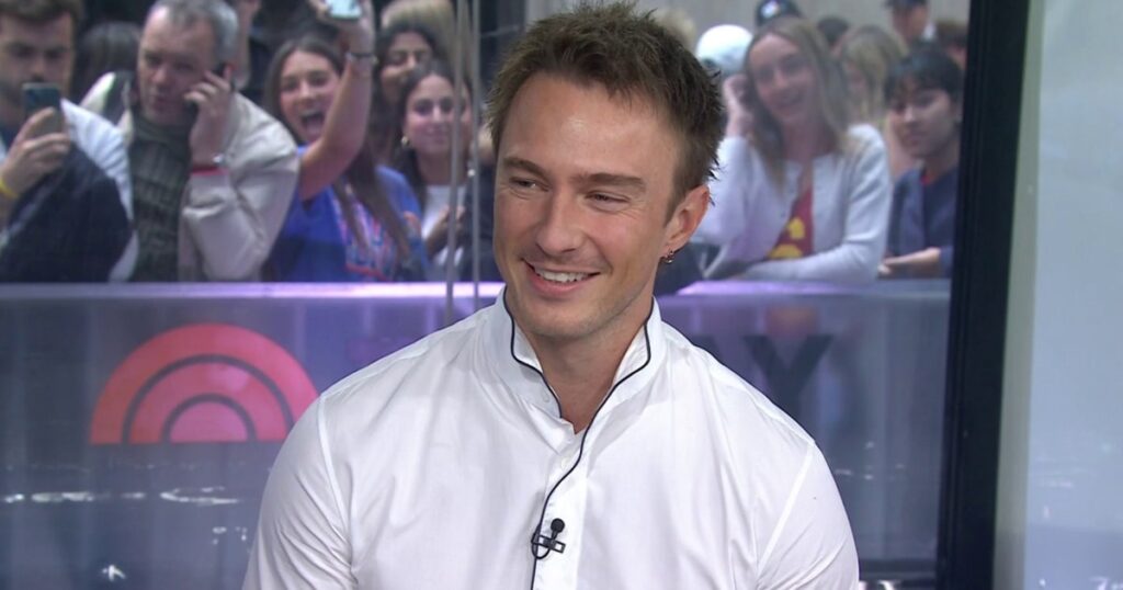Drew Starkey Talks ‘Lucky,’ ‘Outer Banks,’ Love of ‘Jersey Shore’ - today.com