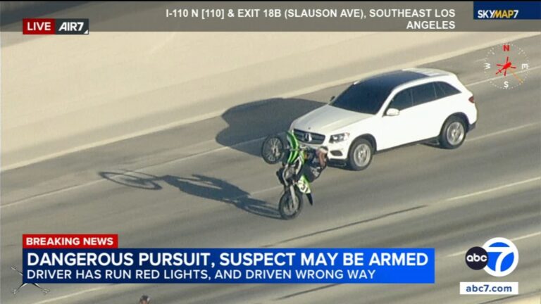 High-speed chase through LA includes suspect's dangerous encounter with dirt bike riders on 110 Fwy. - ABC7 Los Angeles