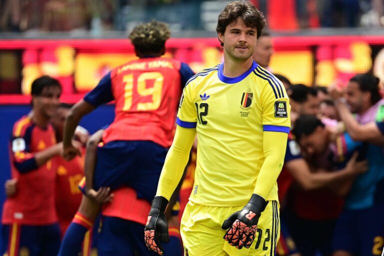 Man United star makes costly error as Spain beat Belgium to reach World Cup semi-finals - The Independent