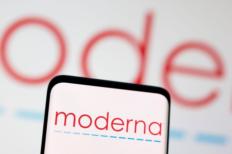 Moderna beats quarterly revenue estimates on COVID vaccine strength - WTAQ