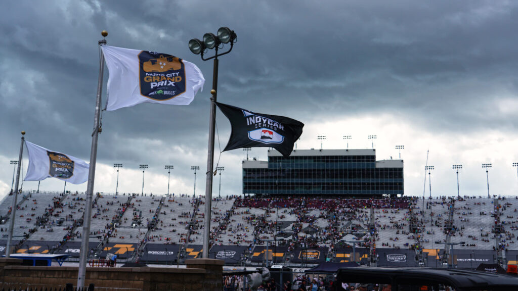 Start of IndyCar Nashville race on hold due to weather - Motorsport Week