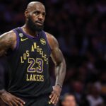 Latest LeBron James Odds Reveal New Favorite Landing Spot amid Cavs, Heat, 76ers Rumors - Bleacher Report