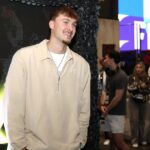 Cooper Flagg Says He Practiced Autograph During High School Classes After Signing Rare Debut Card - Bleacher Report