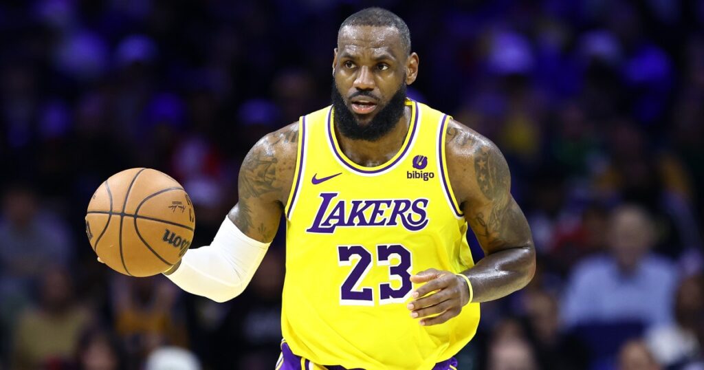 LeBron James signs with Philadelphia 76ers - NBC News
