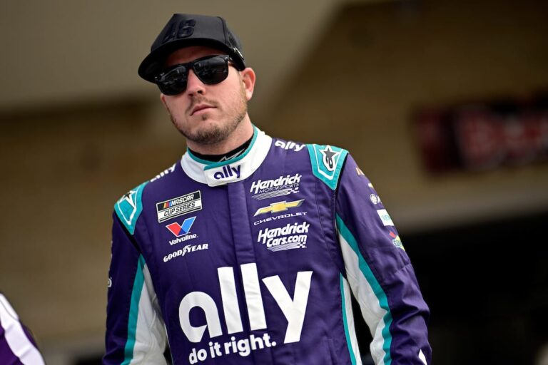 Alex Bowman Announces Retirement Following 2027 NASCAR Cup Series Season - Speedway Digest