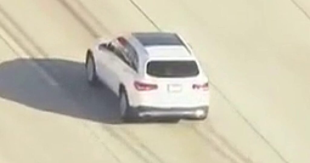 Police chase underway in Los Angeles - FOX 13 Seattle