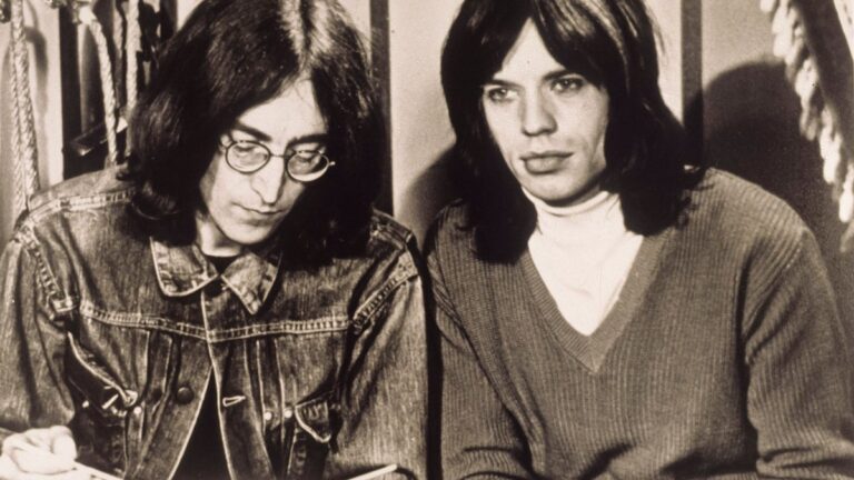 Mick Jagger shares the John Lennon advice that cost him a meeting with Elvis Presley - HOLA