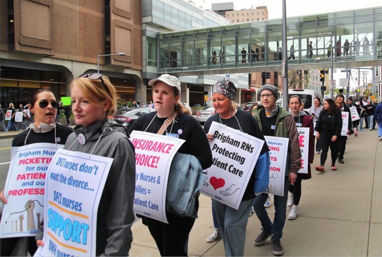 Brigham and Women’s Hospital nurses walk out, beginning largest nurses strike in state history - The Boston Globe