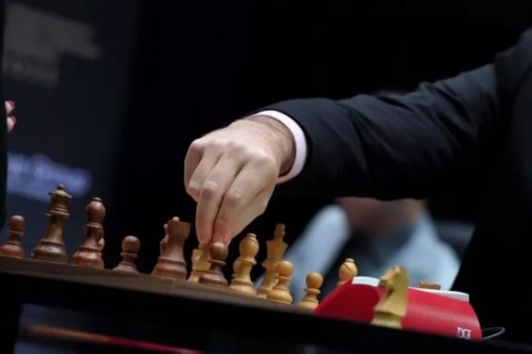 FIDE lifts restrictions on Belarusian chess federation - Caliber.Az