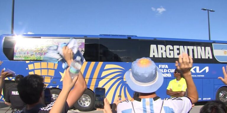 Argentina fans travel across North America to send off team from Kansas City hotel - KCTV