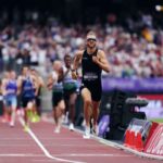 FLASH: Kerr breaks world mile record with 3:42.66 in London - worldathletics.org