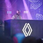 Kavinsky, French electronic music artist, was found dead at his home in Paris. Known for the hit 'Nightcall', he was 50 years old. - Informat.ro