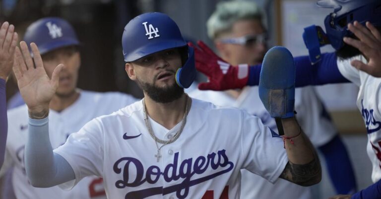 Mariners Dodgers Baseball - The Lufkin Daily News