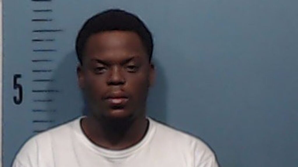 Most Wanted: Crime Stoppers offering $1,000 reward for information leading to man's arrest - KTXS
