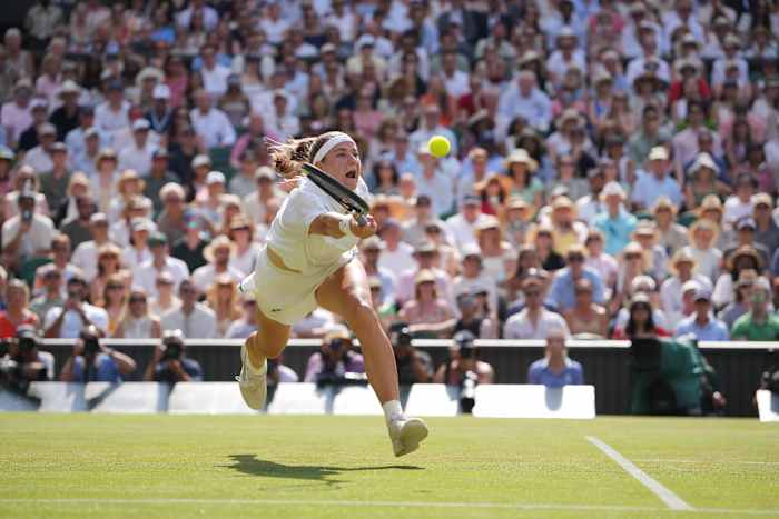 Karolina Muchova plays Linda Noskova in all-Czech final at Wimbledon - WSLS