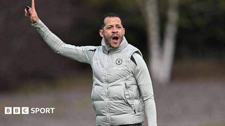 Former Chelsea boss Rosenior named Paris FC manager - BBC