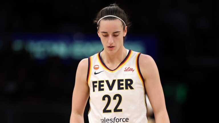 Phoenix Mercury vs. Indiana Fever live updates: Time, channel, Clark injury - USA Today