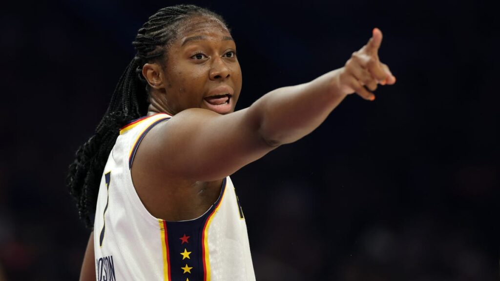 Indiana Fever, Caitlin Clark vs. Las Vegas Aces, A'ja Wilson live updates, timeline, score tonight - IndyStar