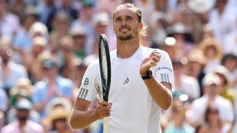 Wimbledon men's semifinals live updates: Zverev storms into final with dominant win - USA Today