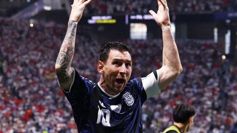 Argentina's epic comeback vs England sends champs to World Cup final - USA Today