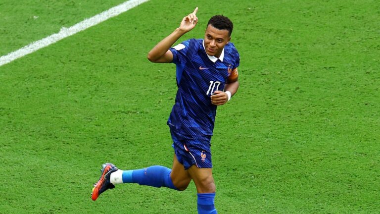 Kylian Mbappé scores gnarly 21st career World Cup goal, ties Lionel Messi record - USA Today
