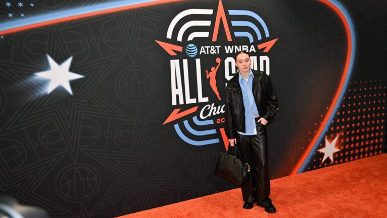 WNBA All-Star Game LIVE updates: Team Coop vs Team Spoon in Chicago - USA Today