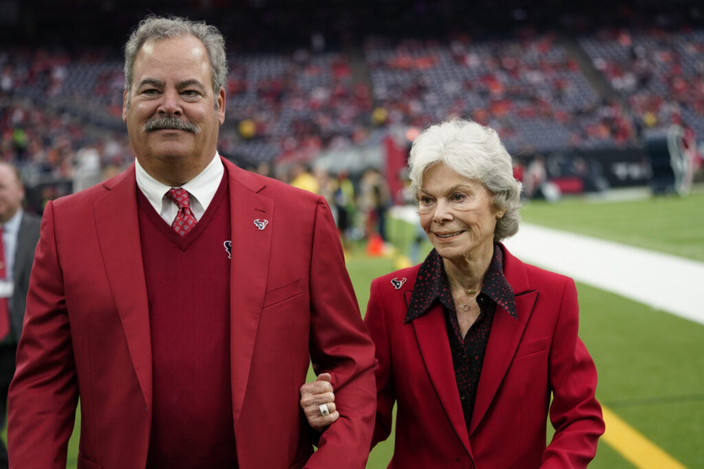 Janice McNair, Houston Texans co-founder, dies at 89 - Houston Public Media