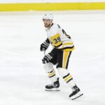 Devils Sign Anthony Mantha to 2-Year Deal - The Hockey Writers