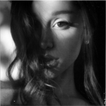 Ariana Grande sues unknown hackers who stole and leaked her music - Music Ally