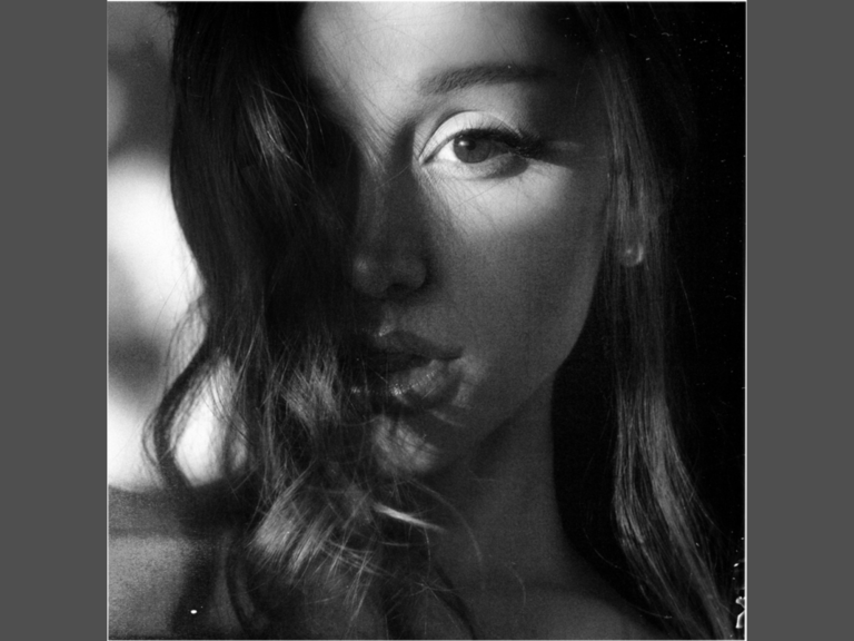 Ariana Grande sues unknown hackers who stole and leaked her music - Music Ally