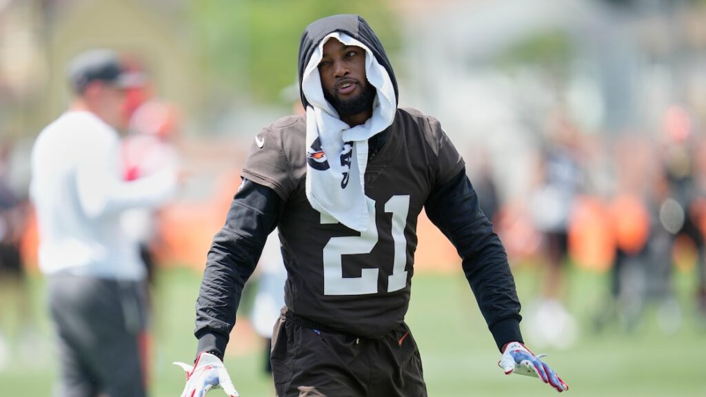 Denzel Ward, Browns Agree to Historic New Contract During NFL Training Camp, Updated Salary Cap - Bleacher Report