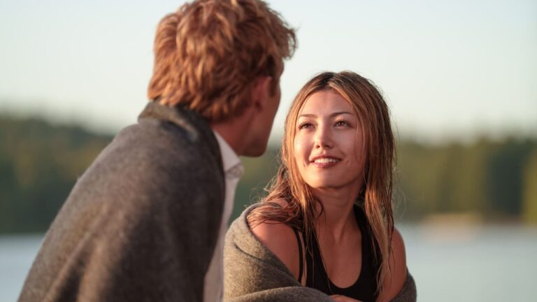 New Netflix Canadian Teen Sports Romance ‘Crew Girl’: Plot, Cast & Everything We Know - What's on Netflix