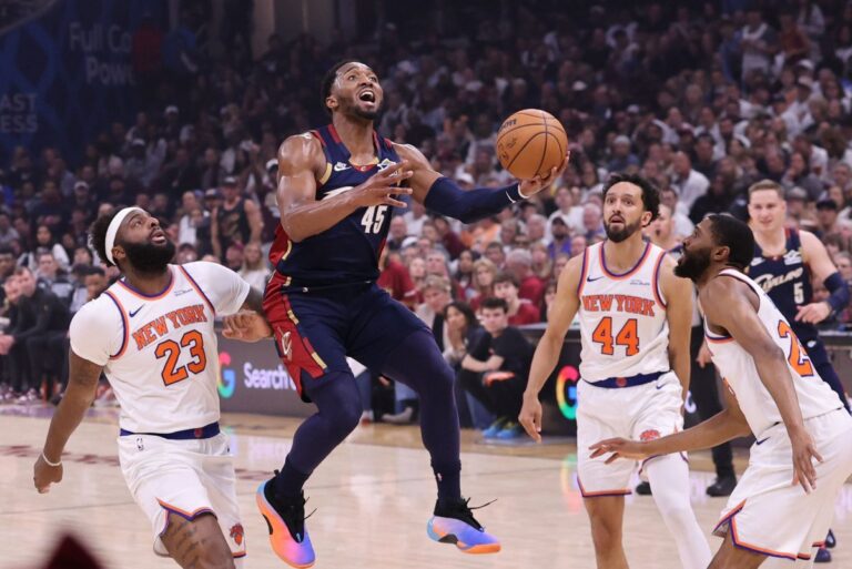Cleveland Cavaliers, guard Donovan Mitchell agree to $273M extension - upi.com