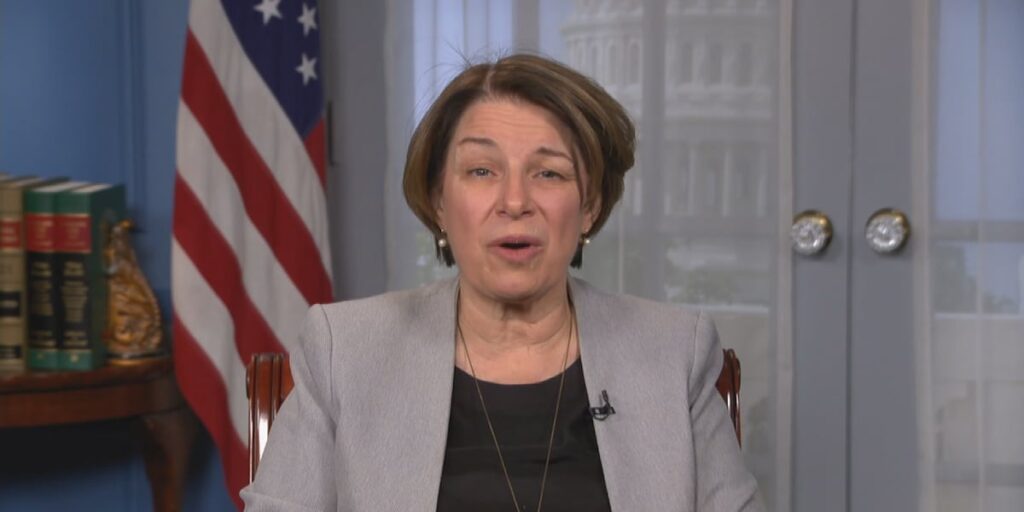 Klobuchar calls on USPS to drop mail delivery changes affecting Northland - Northern News Now