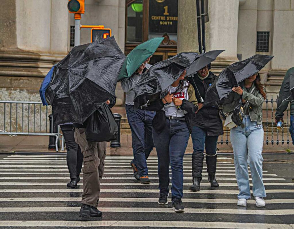 Severe rain and possible tornado to hit New York City this weekend - amNewYork
